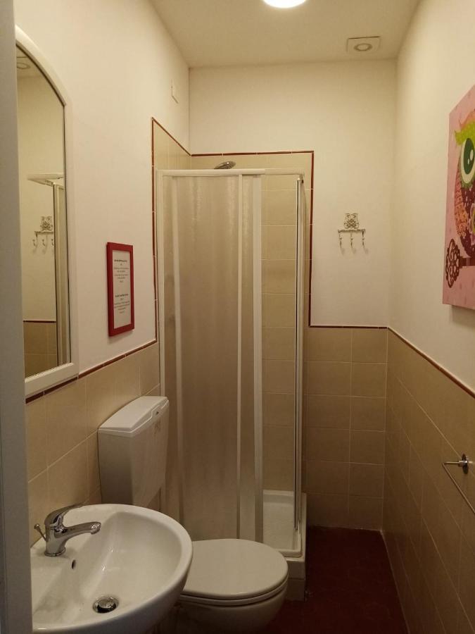 Binario 5 Bed and Breakfast Lucca Buitenkant foto